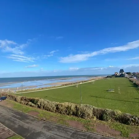 Cozy Cocoon Of 34 M Direct Access To The Sea *